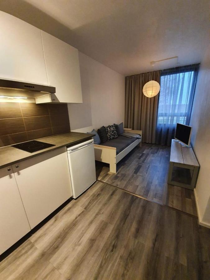 Hotel & Hostel Silmu Evitskog Екстериор снимка